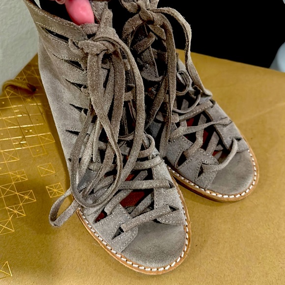 Jeffrey Campbell Shoes - Jeffrey Campbell Size 6 Shoes